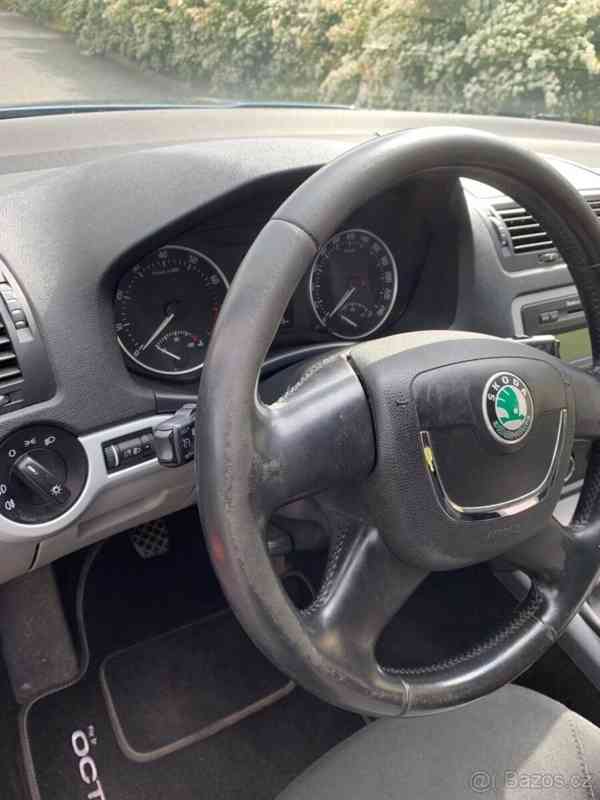 Škoda Octavia 1,6   2 Facelift (manuál, benzin) - foto 7