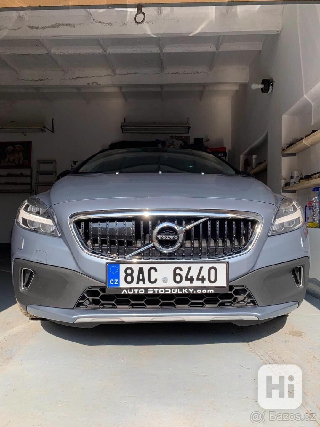 Volvo V40 2,0   D3 110kW AT Nez. Top. - foto 1
