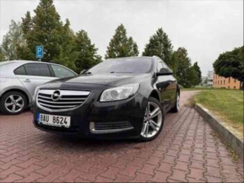 Opel Insignia 2,0 SportsTourer 2010, tdi - foto 1