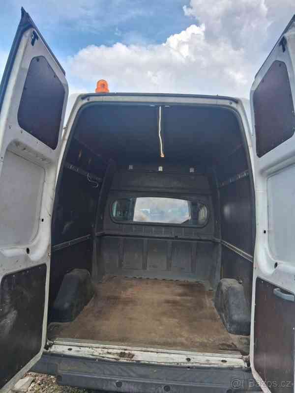 Ford Transit 2,2   300 L - foto 11
