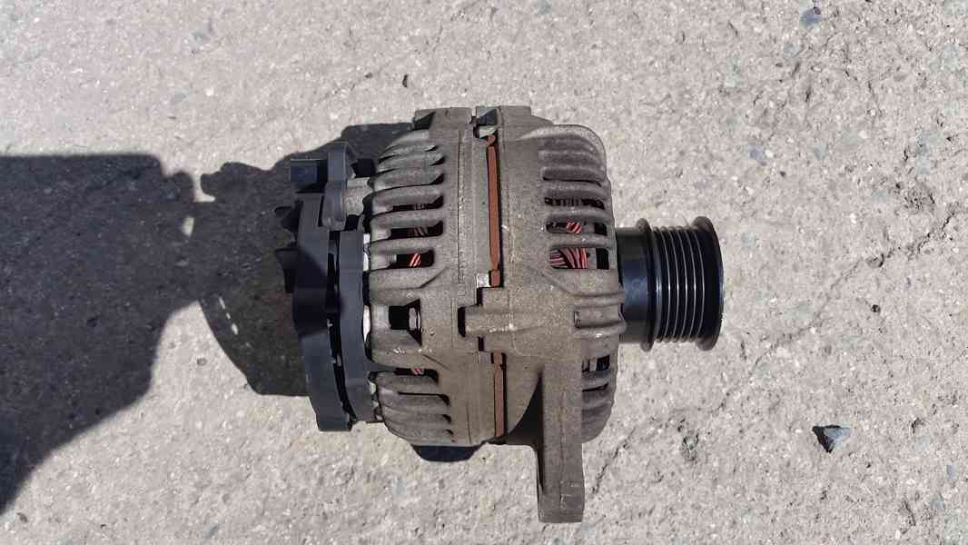 alternator - opel vectra c 1.9 cdti r. v.08 - foto 2