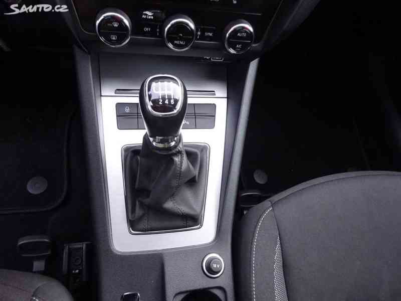 Škoda Octavia 1.4 TSI Combi r.v.2018 (110 kw) serviska - foto 9