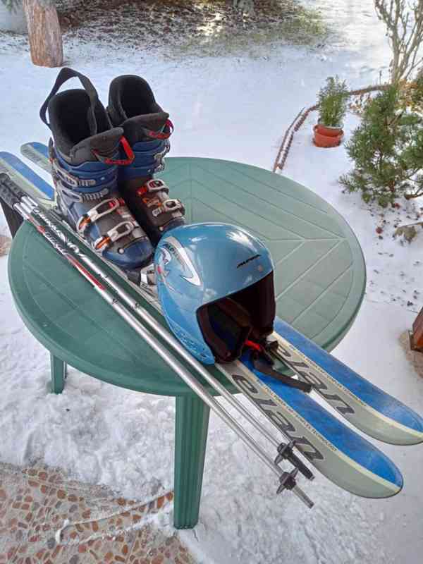 prodám lyžařský set