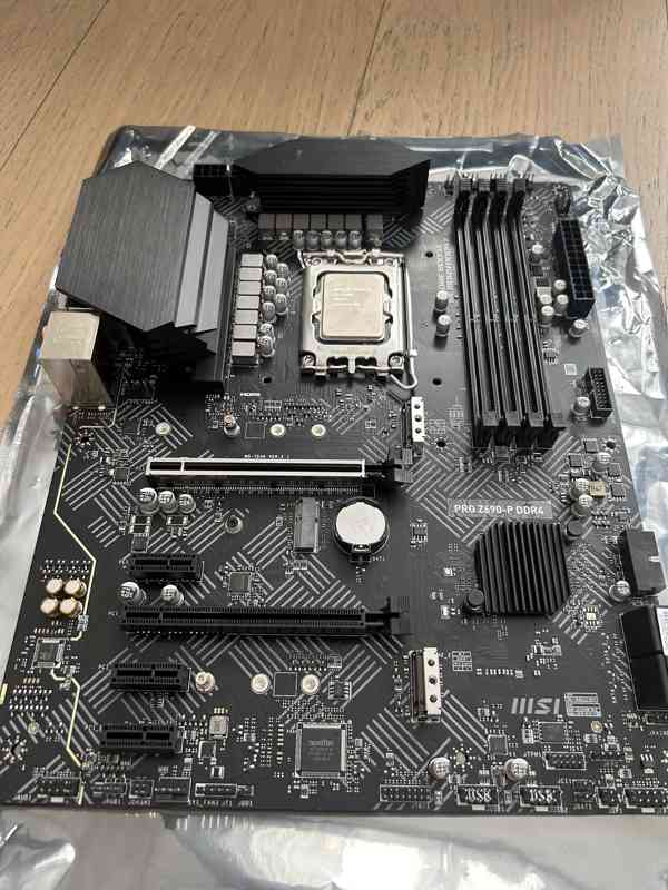 Nový MSI Pro Z690-P + Intel i5-12400F - foto 2
