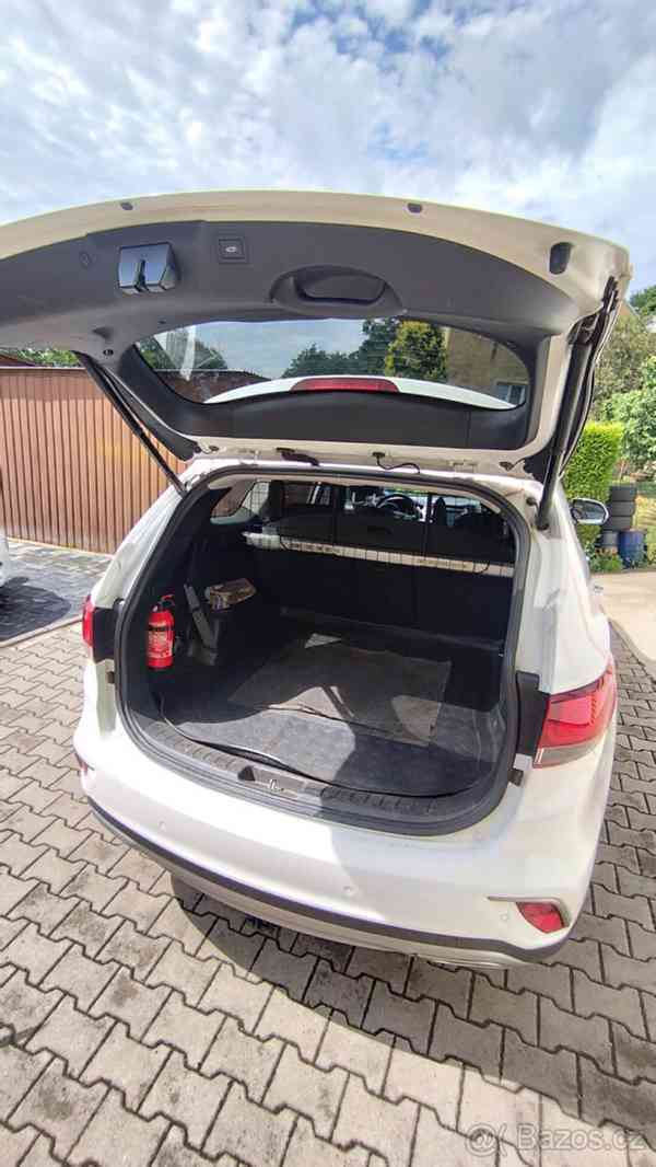 Prodám Hyundai Grand Santa FE ČR 1. majitel 2018  - foto 3