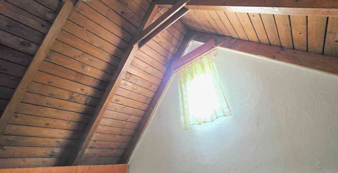Prodej chaty s pozemkem v Pardubicích - foto 7