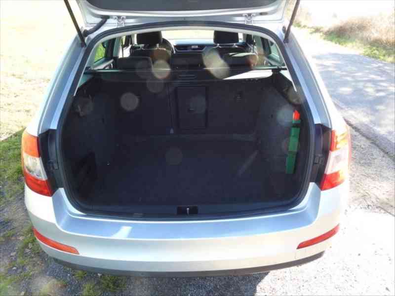 Škoda Octavia 2,0   TDI DSG, 2015, STK 4/2027 - foto 4