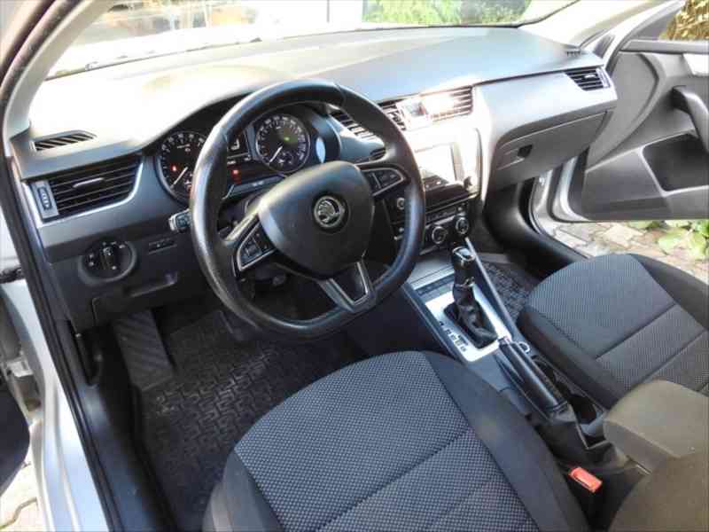 Škoda Octavia 2,0   TDI DSG, 2015, STK 4/2027 - foto 5