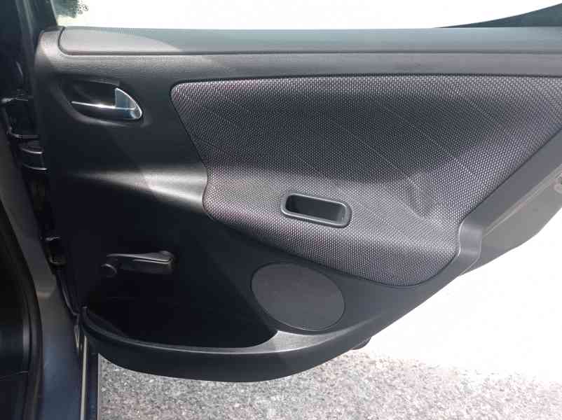 Peugeot 207 1.6 VTi 88kW/Tažné/Digi Klima - foto 17