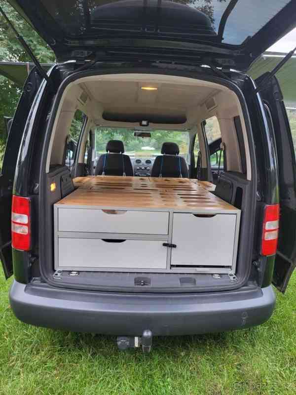 Volkswagen Caddy 1,6 - foto 11