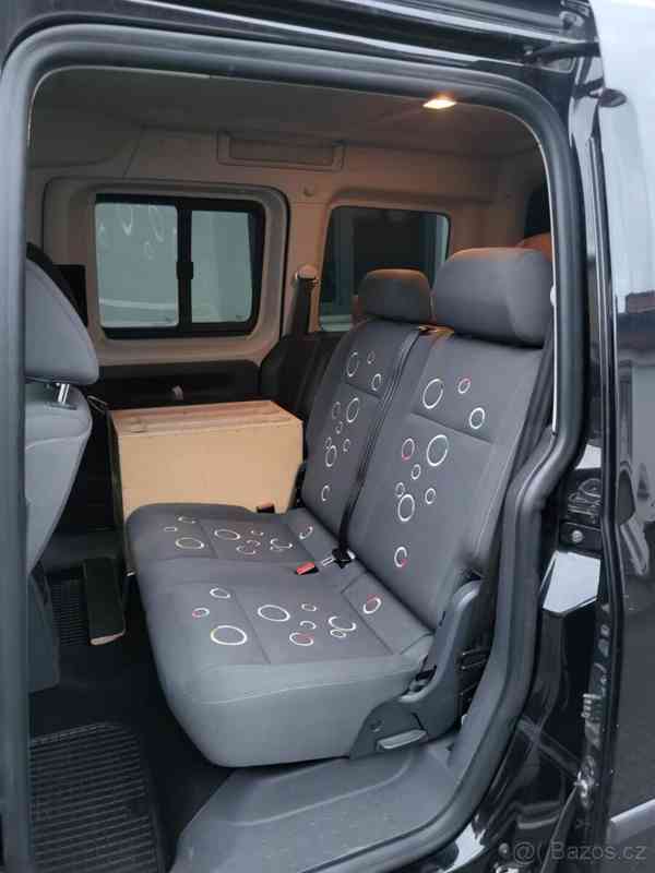Volkswagen Caddy 1,6 - foto 17