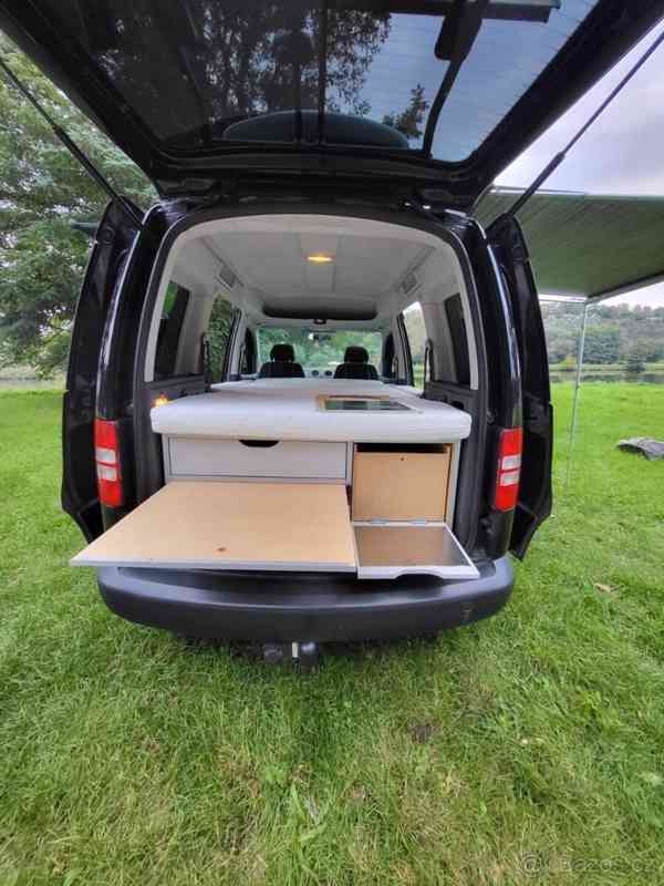 Volkswagen Caddy 1,6 - foto 16