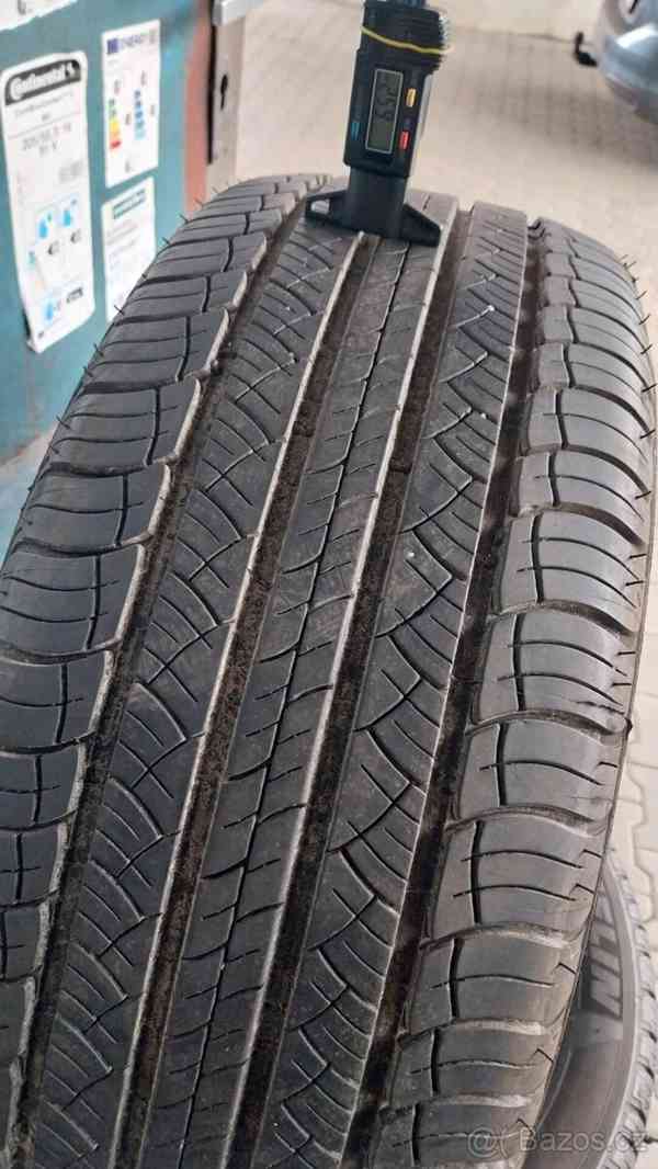 Prodám 4 x letní pneu Michelin 235/55/17 - foto 3