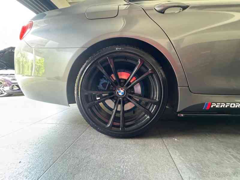 BMW Řada 5 2,0   F10 520D - foto 10