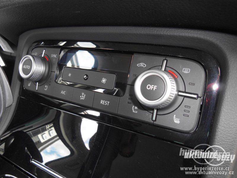 Volkswagen Touareg 3.0, nafta, automat, RV 2016, navigace, kůže - foto 11