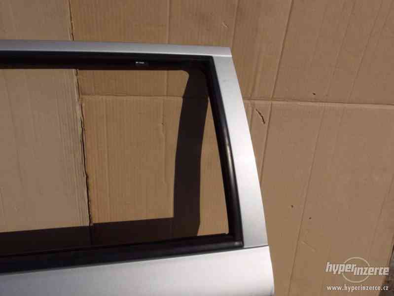 Levé zadní dveře Škoda Octavia I combi - foto 3