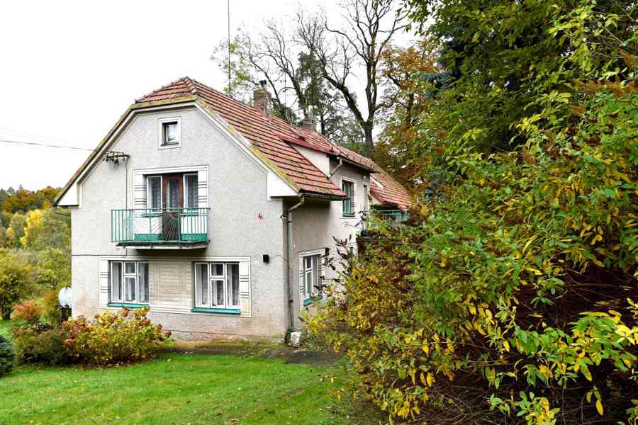 Janov - zemědělská usedlost se stodolou a pozemky 11 612 m2 - foto 3