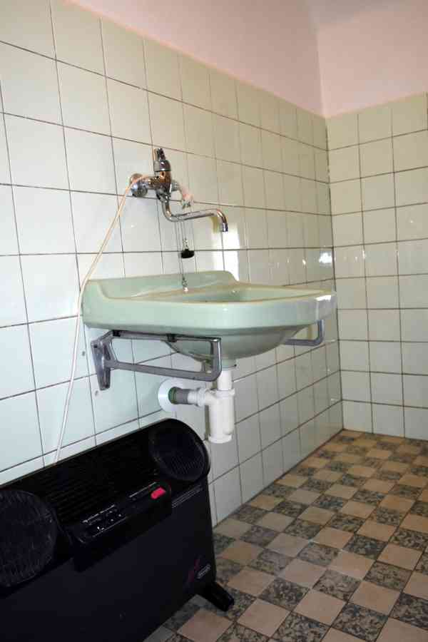Janov - zemědělská usedlost se stodolou a pozemky 11 612 m2 - foto 27