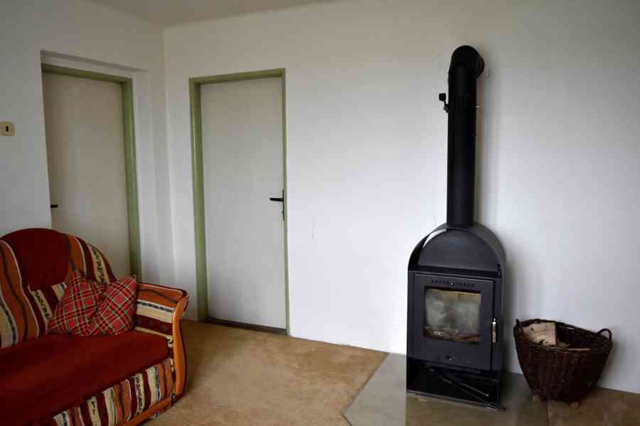 Janov - zemědělská usedlost se stodolou a pozemky 11 612 m2 - foto 24