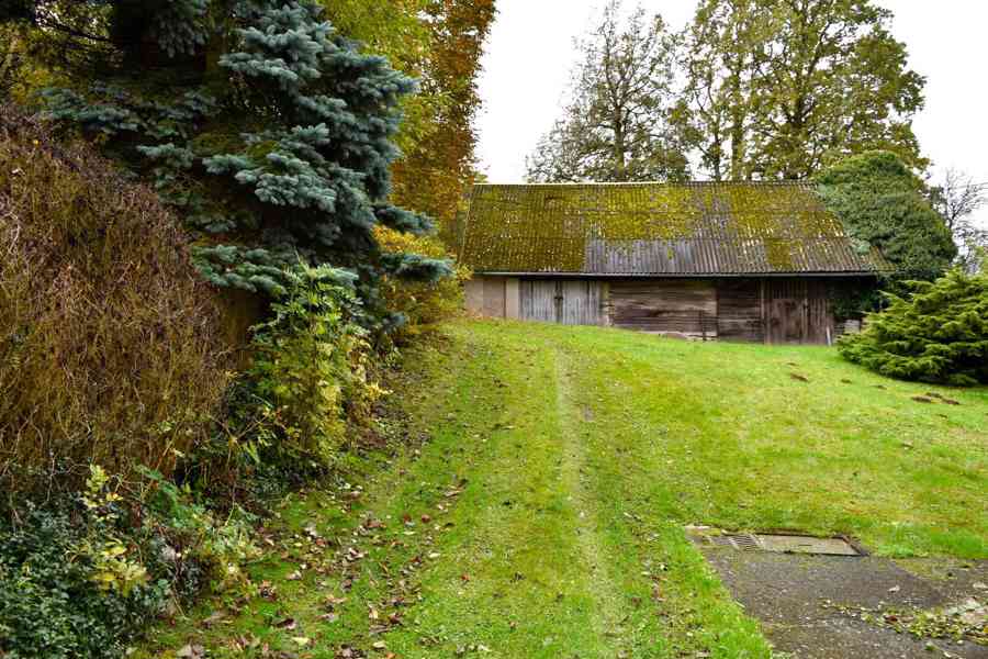 Janov - zemědělská usedlost se stodolou a pozemky 11 612 m2 - foto 4