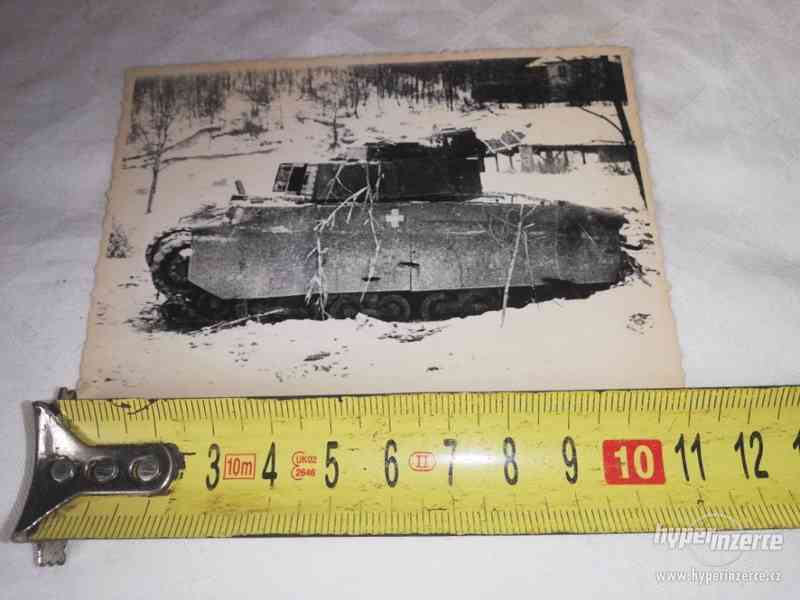 Tank - Válečná fotografie z 2. světové války - foto 1