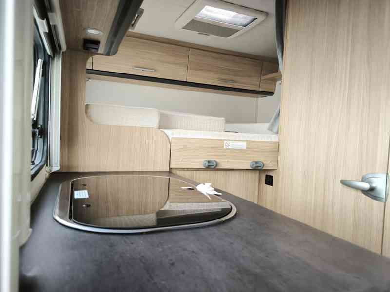 Sunlight V60,2020,140ps,2x klima,kamera,tempo,garaz,pekny - foto 14