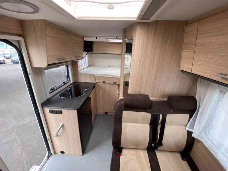 Sunlight V60,2020,140ps,2x klima,kamera,tempo,garaz,pekny - foto 18