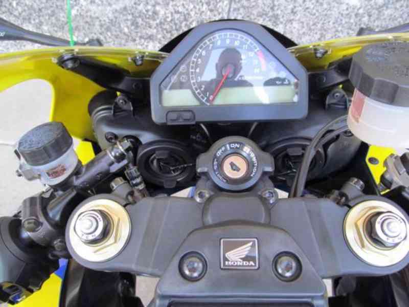 2006 Honda CBR1000RR "Fireblade" - foto 2