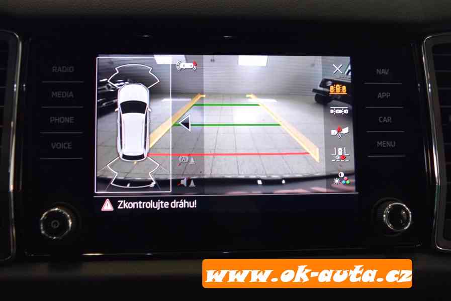 Škoda Kodiaq 2.0 TDI STYLE PLUS 4x4 ACC 2021-DPH - foto 33