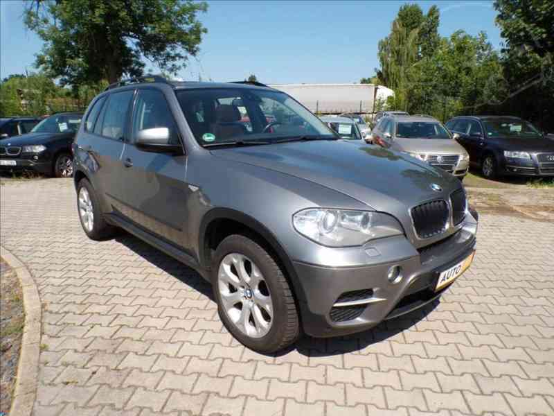 BMW X5 3,0 30D XDRIVE,AUTOMAT,TAŽNÉ ZAŘ. na 3.500 Kg - foto 1