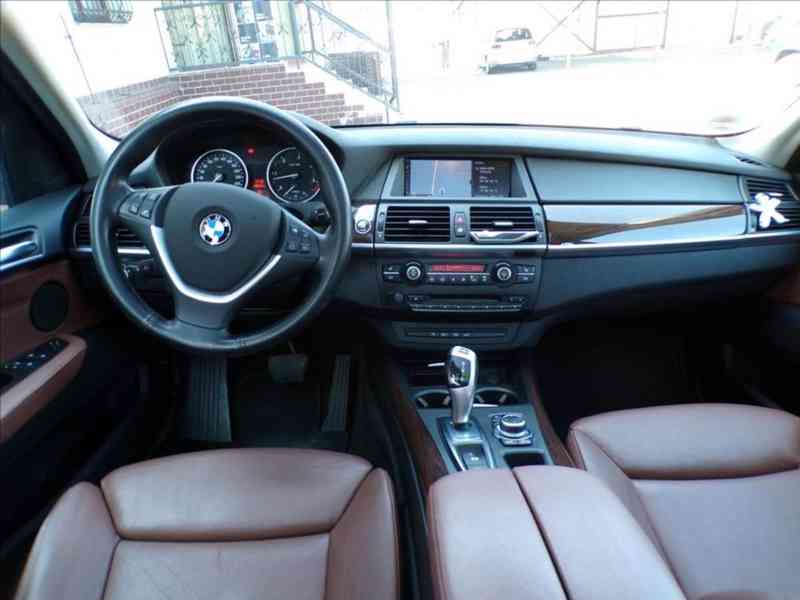 BMW X5 3,0 30D XDRIVE,AUTOMAT,TAŽNÉ ZAŘ. na 3.500 Kg - foto 5