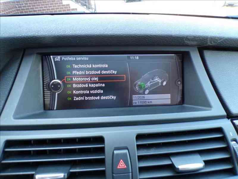 BMW X5 3,0 30D XDRIVE,AUTOMAT,TAŽNÉ ZAŘ. na 3.500 Kg - foto 16