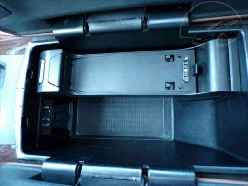 BMW X5 3,0 30D XDRIVE,AUTOMAT,TAŽNÉ ZAŘ. na 3.500 Kg - foto 9