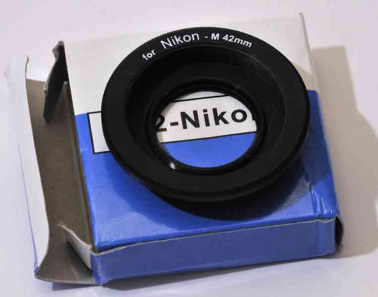 Nikon / M42 – i nekonečno (s optickým členem)