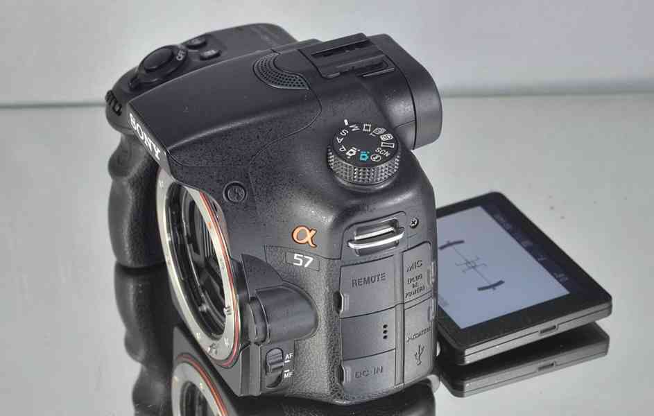 Sony SLT- A57  16,1 MPix*FullHDV*BIONZ** 6600 Exp. - foto 5