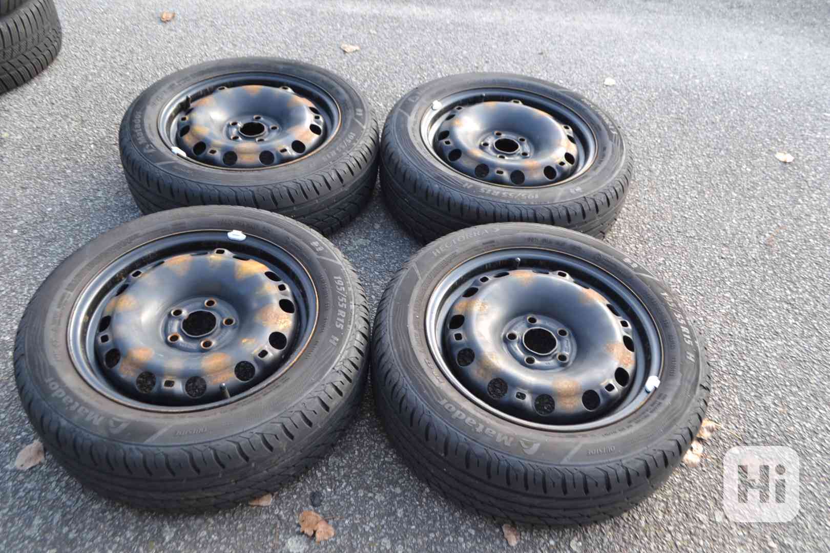 Letní skoro NOVÁ kola Š.Fabia/Roomster/VW Polo-195/55R15. - foto 1