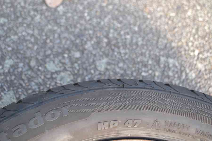 Letní skoro NOVÁ kola Š.Fabia/Roomster/VW Polo-195/55R15. - foto 16