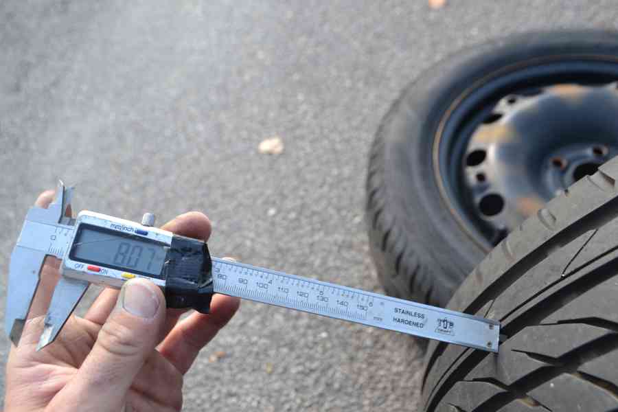 Letní skoro NOVÁ kola Š.Fabia/Roomster/VW Polo-195/55R15. - foto 10