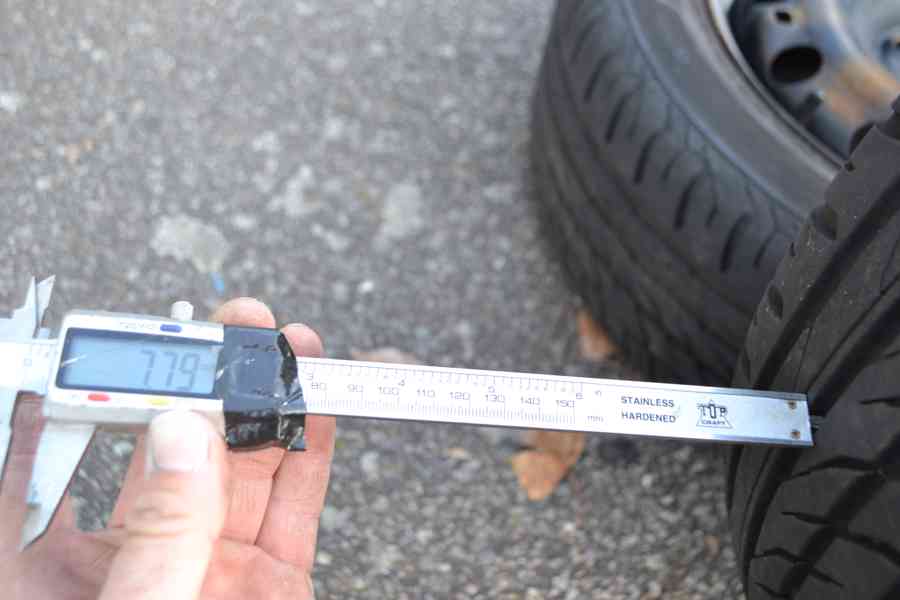 Letní skoro NOVÁ kola Š.Fabia/Roomster/VW Polo-195/55R15. - foto 6