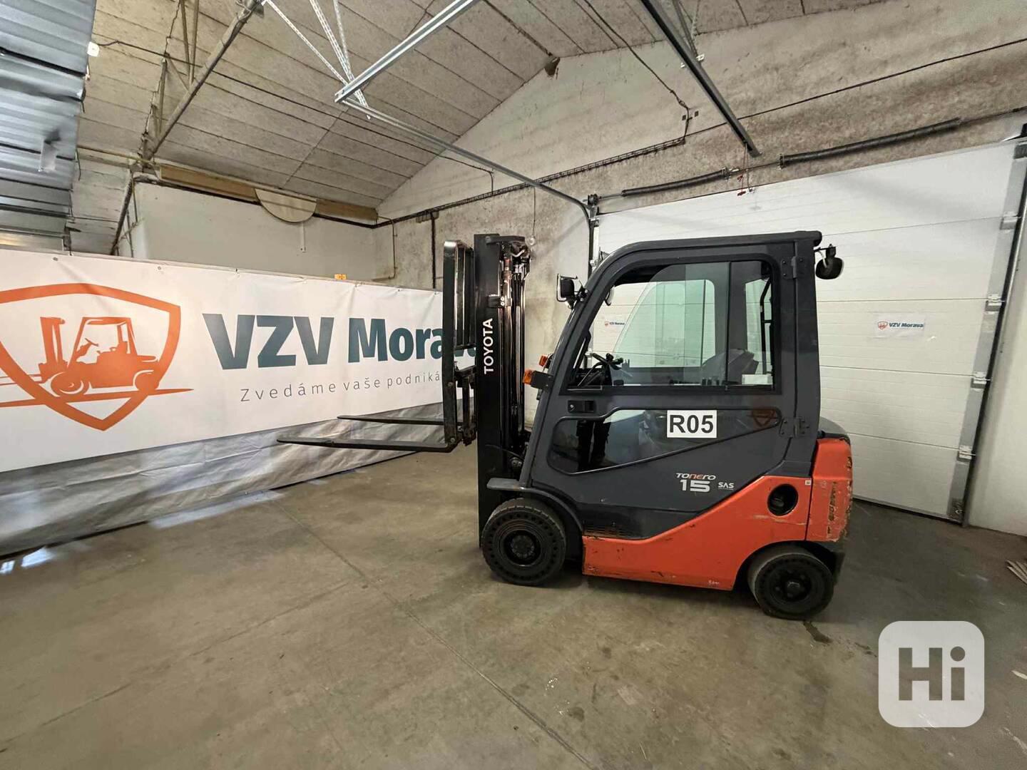 Vysokozdvižný vozík Toyota, 02-8FDF15 spalovací - foto 1