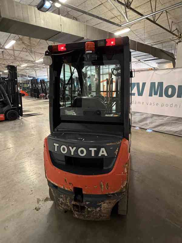 Vysokozdvižný vozík Toyota, 02-8FDF15 spalovací - foto 2