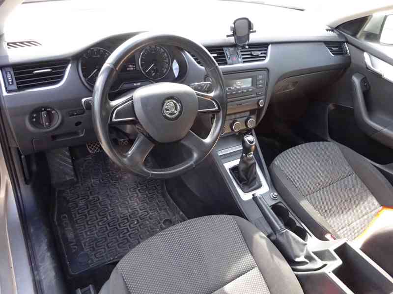 Škoda Octavia 1.6 TDI r.v.2014 (66 kw) Koupeno ČR - foto 5