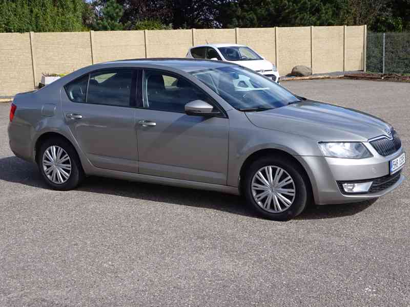 Škoda Octavia 1.6 TDI r.v.2014 (66 kw) Koupeno ČR - foto 2