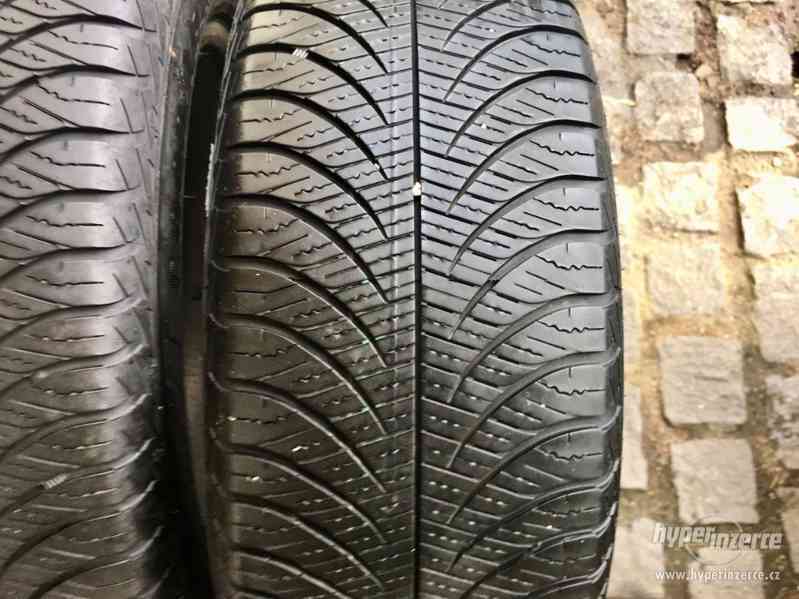 185 60 15 R15 celoroční pneu Goodyear Vector 4 - foto 2