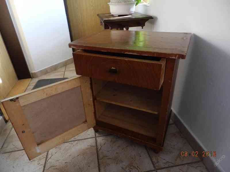 Hezký starý noční Stolek Komoda - foto 6