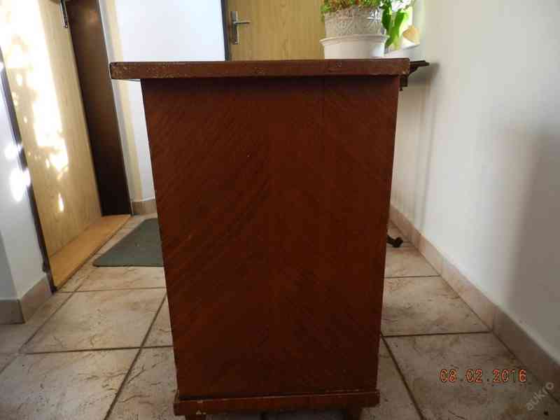 Hezký starý noční Stolek Komoda - foto 4