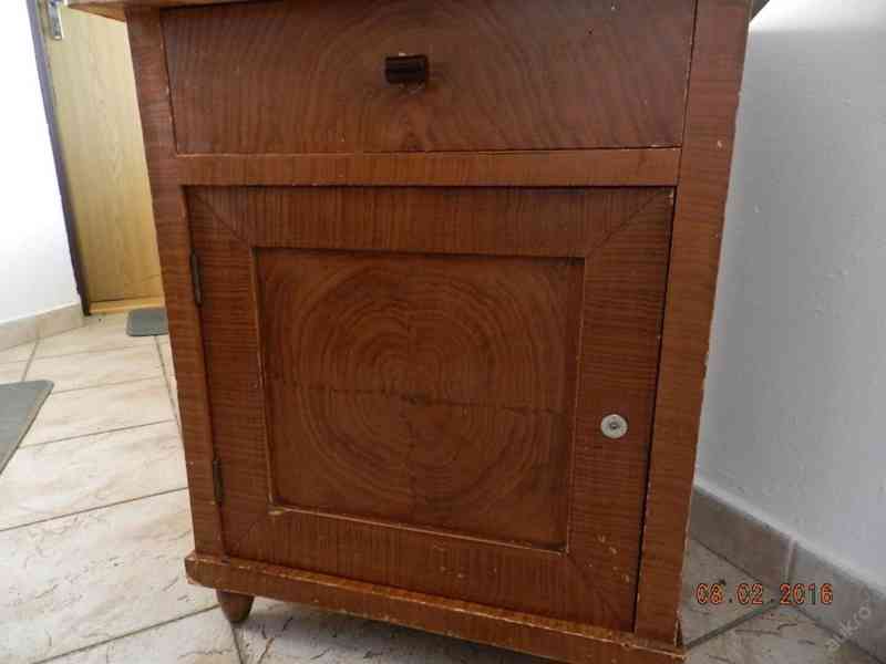 Hezký starý noční Stolek Komoda - foto 2