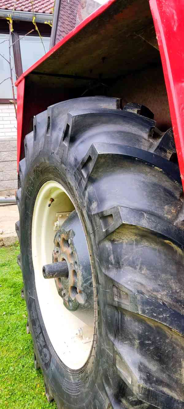 Traktor Zetor 7011 - foto 6