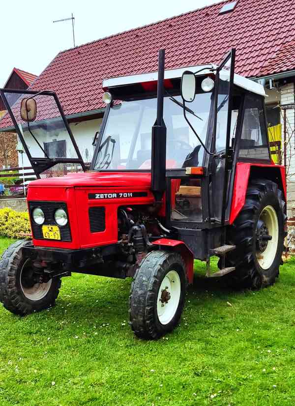 Obrázek k inzerátu: Traktor Zetor 7011