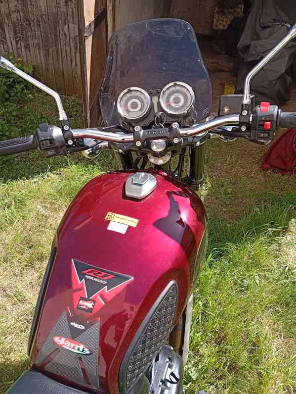 Benelli Imperiale 400 - foto 5